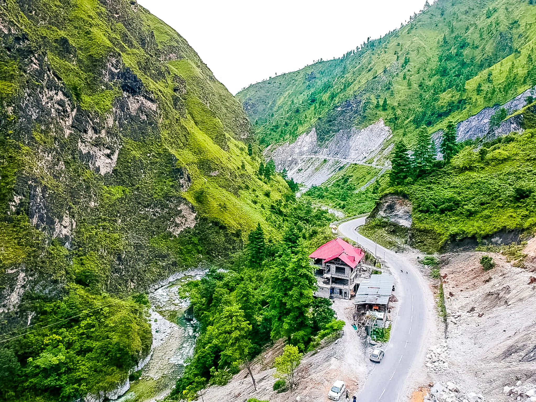 Sangti Valley scenic views near Firong Stay